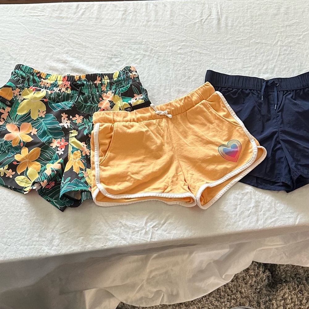 Old Navy Girl shorts - cute tropical, peach  and blue